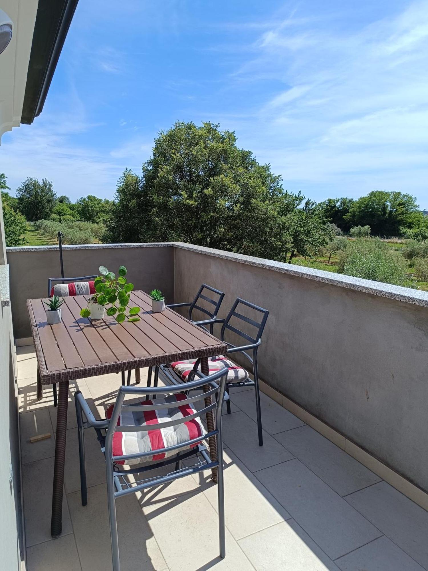 Apartman Ika Umag Zewnętrze zdjęcie