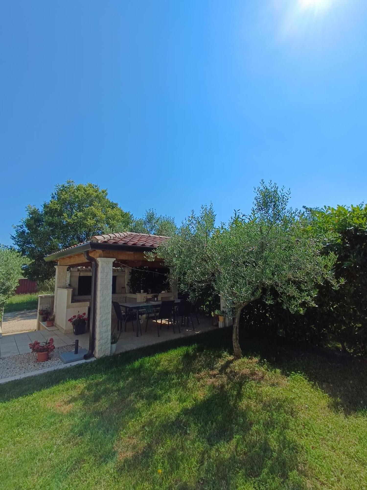 Apartman Ika Umag Zewnętrze zdjęcie