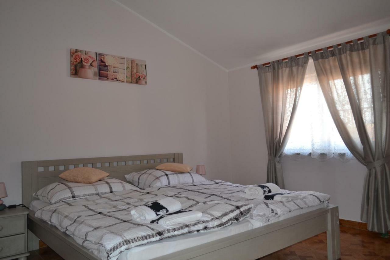 Apartman Ika Umag Zewnętrze zdjęcie